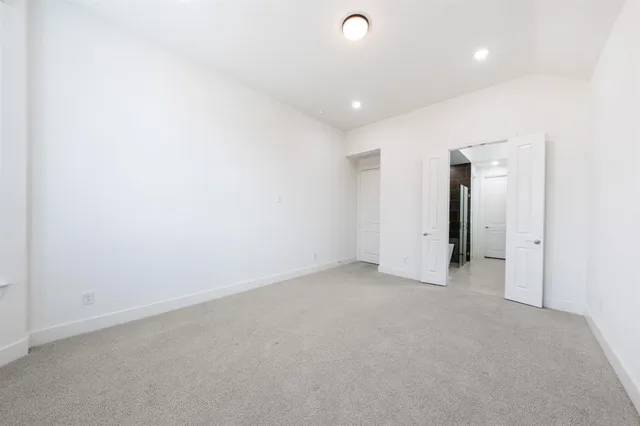 an empty room with an entryway