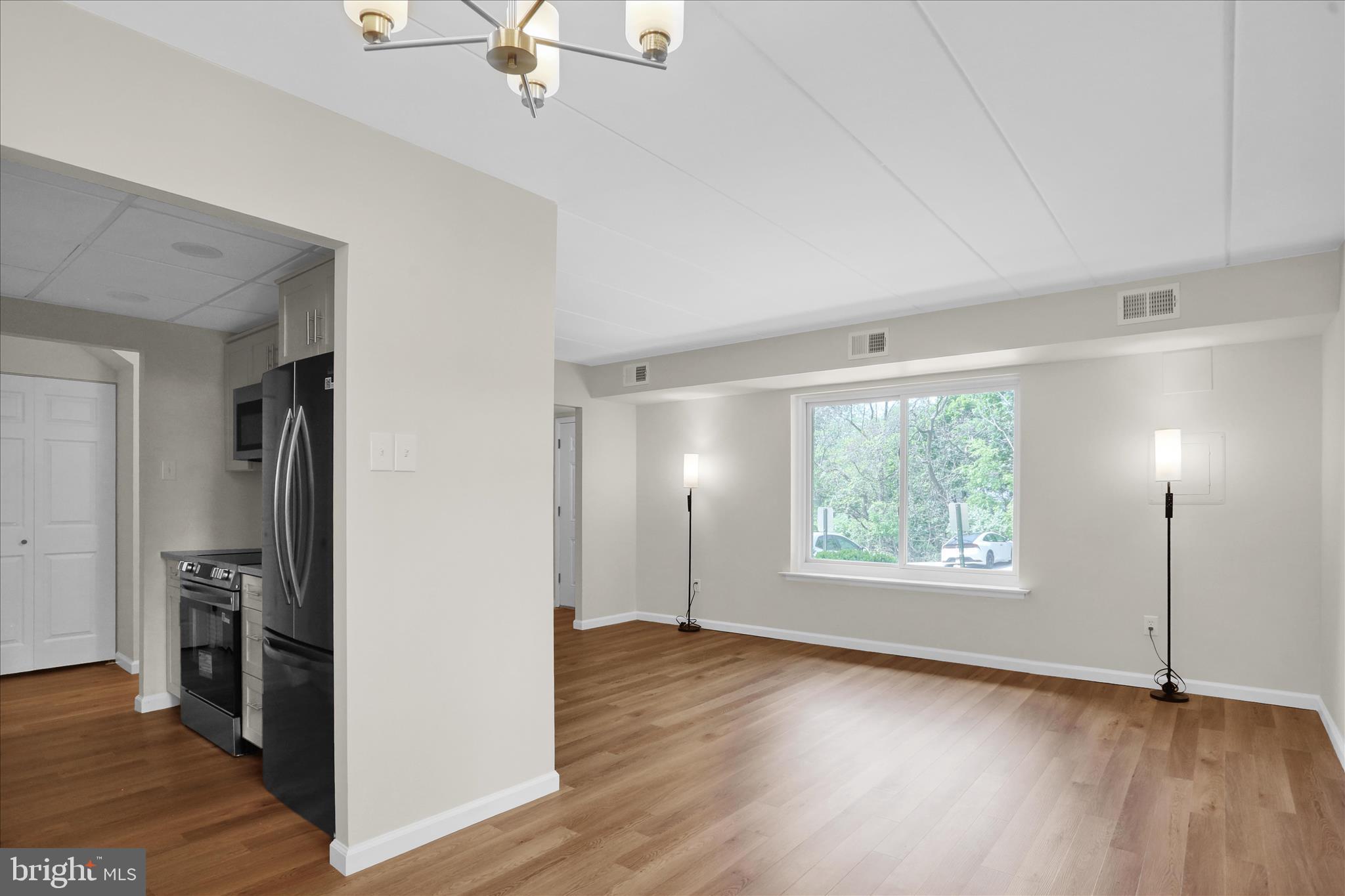 301 Village Walk, Unit 301 Exton, PA 19341 - Photo 17 of 31 Dining/Living Rm