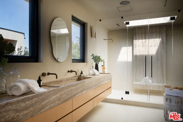 $24,900 | 13229 Hesby Street, Sherman Oaks, CA 91423