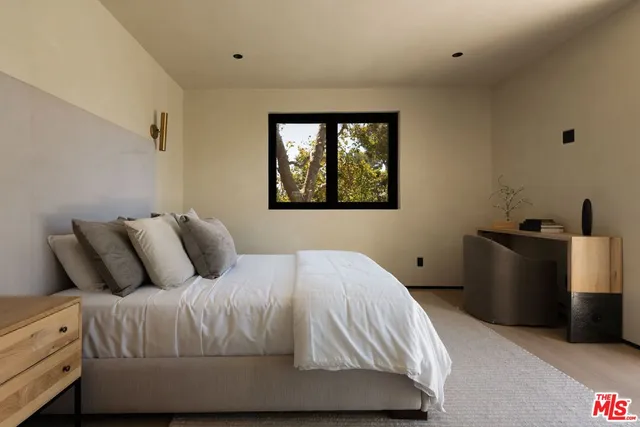 $24,900 | 13229 Hesby Street, Sherman Oaks, CA 91423