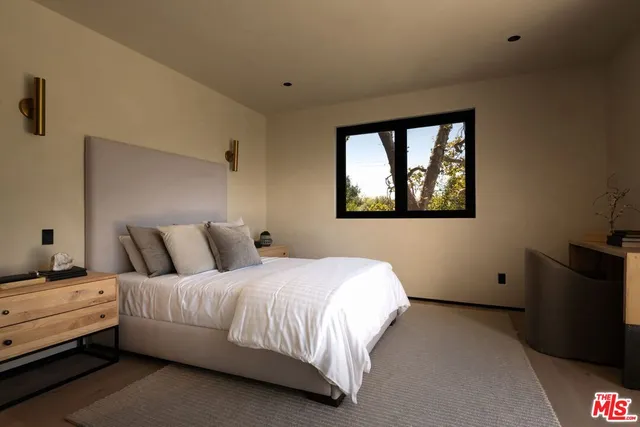 $24,900 | 13229 Hesby Street, Sherman Oaks, CA 91423