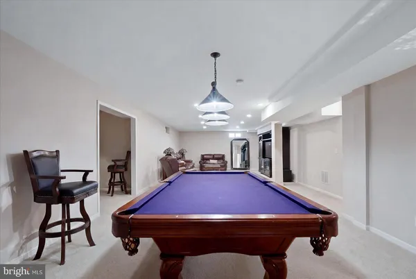 $1,075,000 | 18714 Drummond Place, Leesburg, VA 20176