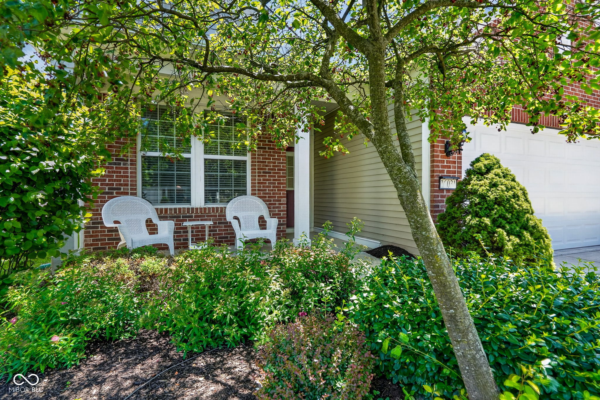 16031 Lambrusco Way Fishers, IN 46037 - Photo 3 of 32