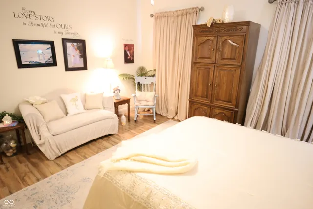 $399,900 | 1421 East Co Road 1000 South, Clayton, IN 46118