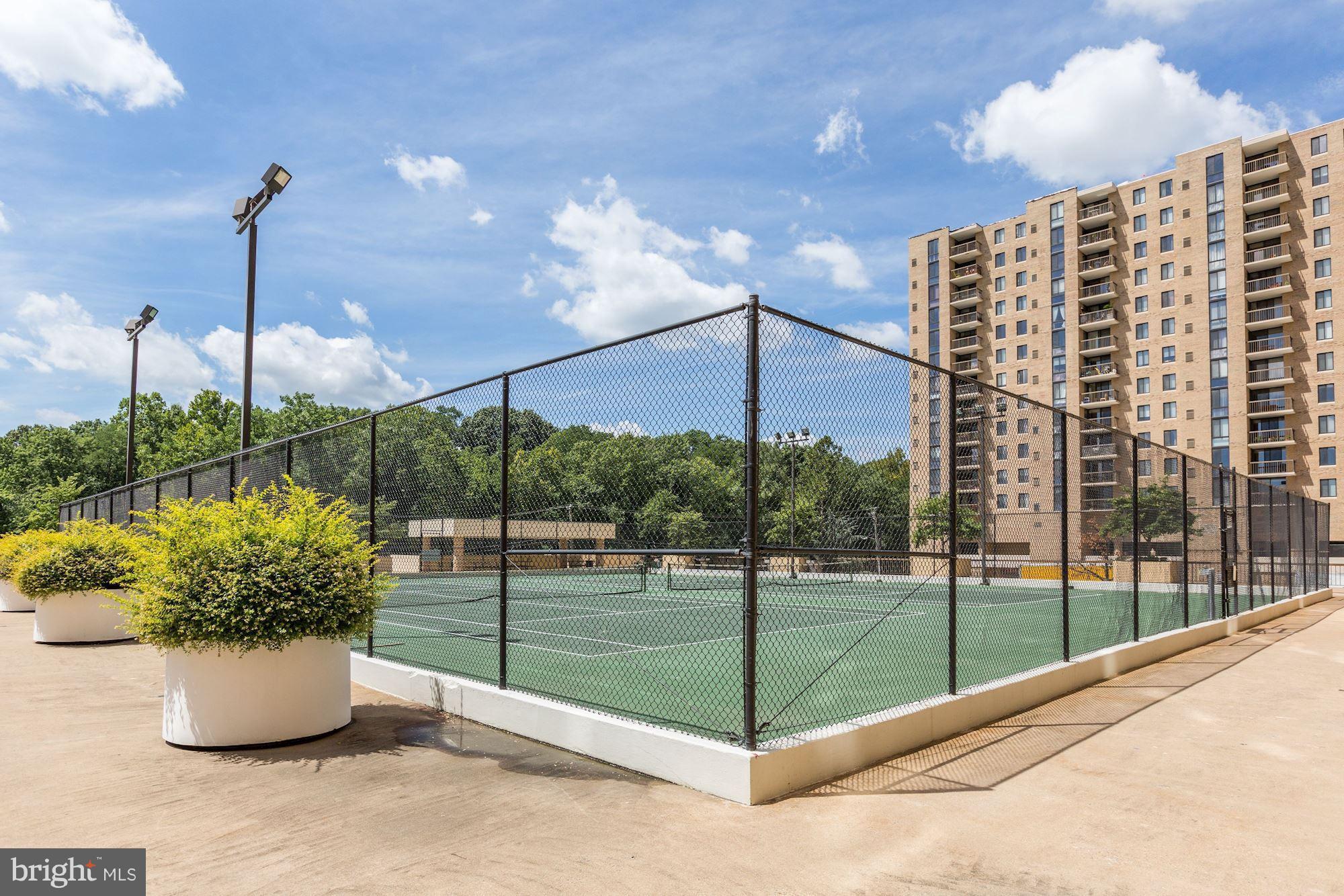 4500 South Four Mile Run Drive, Unit 202 Arlington, VA 22204 - Photo 21 of 26 Community