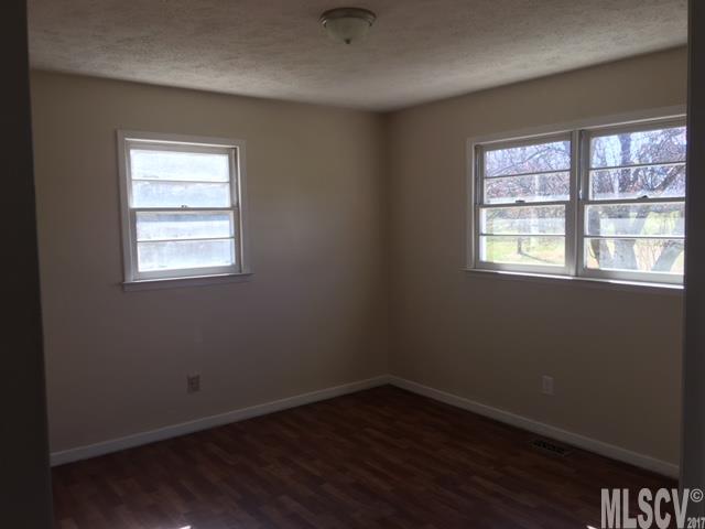 339 Cedar Valley Road Hudson, NC 28638 - Photo 4 of 12 Gallery Image 4