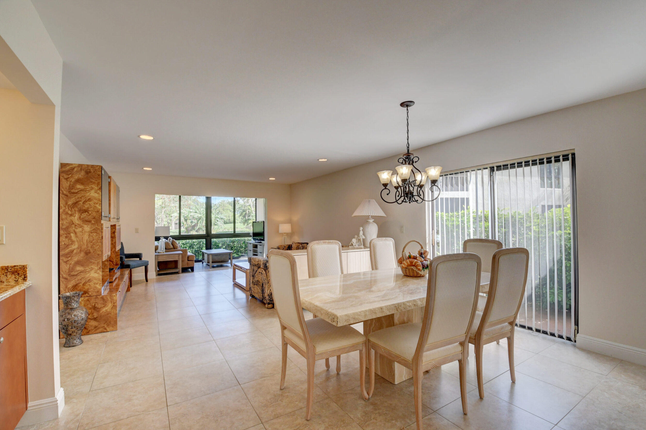 21209 Lago Circle, Unit 12F Boca Raton, FL 33433 - Photo 11 of 54 26_dsc_8787_88_89_90_91