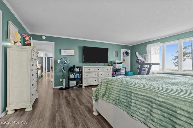 $749,000 | 124 Oakleaf Drive, Pine Knoll Shores, NC 28512