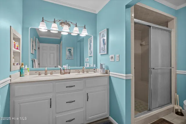 $749,000 | 124 Oakleaf Drive, Pine Knoll Shores, NC 28512