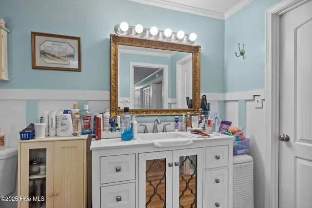 $749,000 | 124 Oakleaf Drive, Pine Knoll Shores, NC 28512