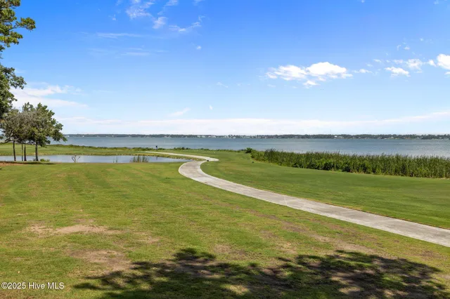 $749,000 | 124 Oakleaf Drive, Pine Knoll Shores, NC 28512