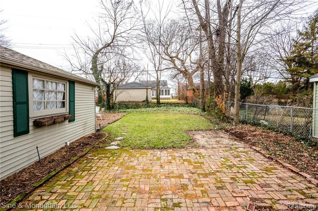 433 Maison Road Grosse Pointe Farms, MI 48236 - Photo 39 of 52