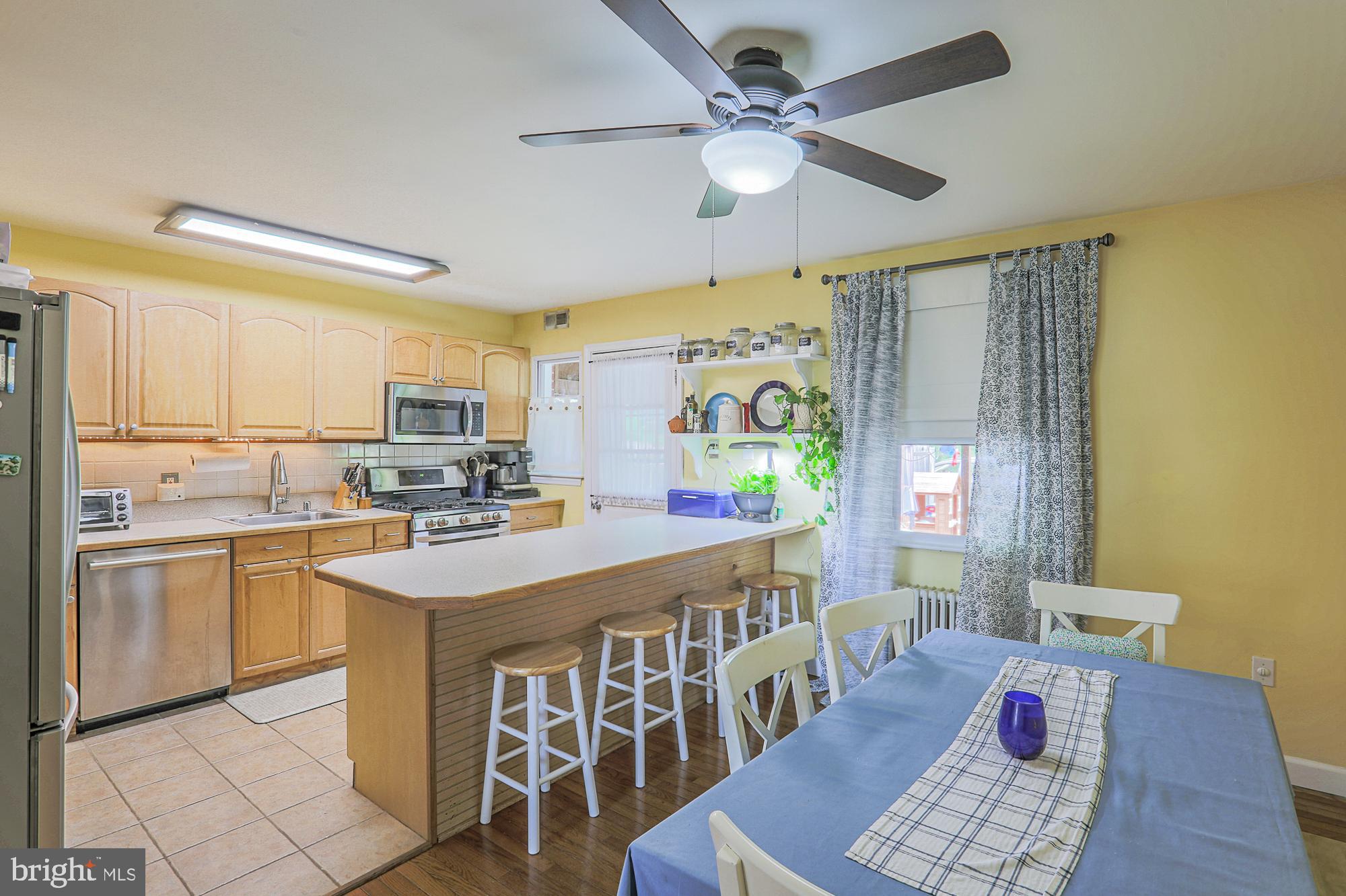 1738 Pin Oak Road Baltimore, MD 21234 - Photo 6 of 29