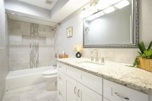 $3,200 | 1610 St James Drive, Carrollton, TX 75007