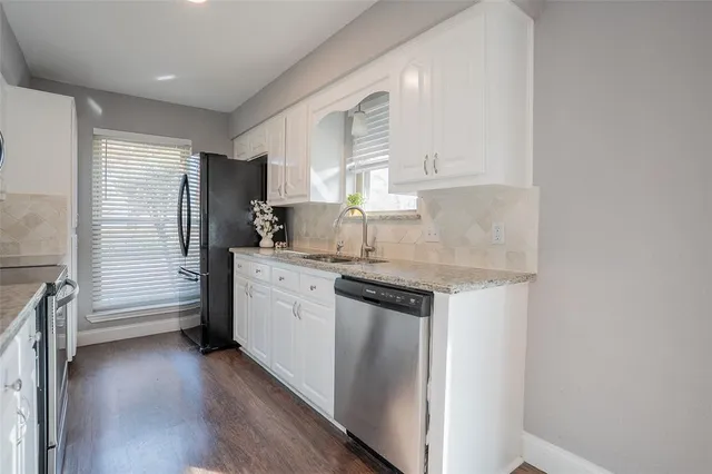 $3,200 | 1610 St James Drive, Carrollton, TX 75007