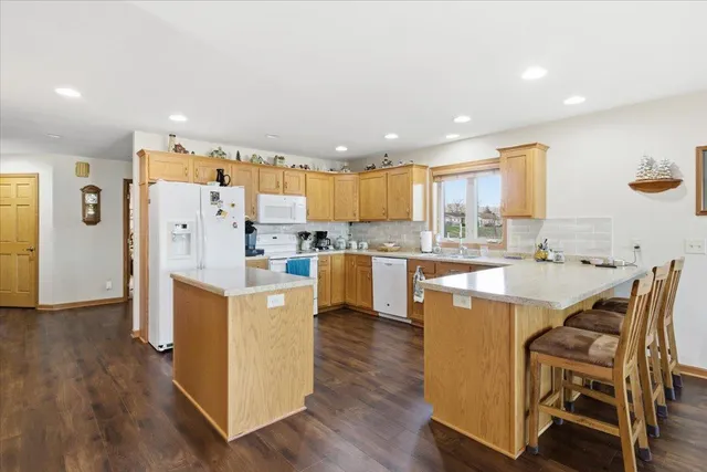 $369,900 | 1320 North High Street, Lake City, MN 55041