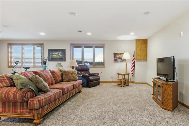 $369,900 | 1320 North High Street, Lake City, MN 55041