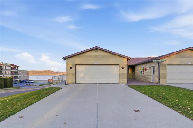 $369,900 | 1320 North High Street, Lake City, MN 55041