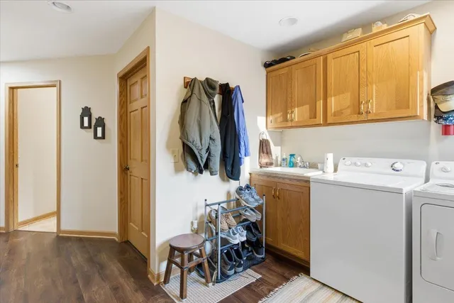 $369,900 | 1320 North High Street, Lake City, MN 55041