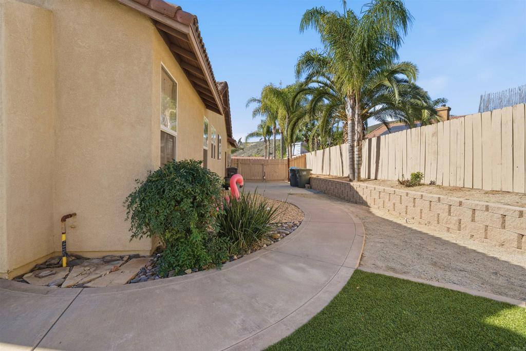 17043 Harvest Point Way Ramona, CA 92065 - Photo 32 of 34