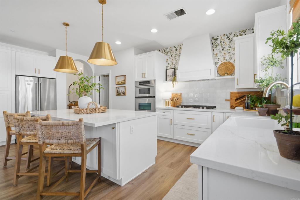 17043 Harvest Point Way Ramona, CA 92065 - Photo 6 of 34 Kitchen