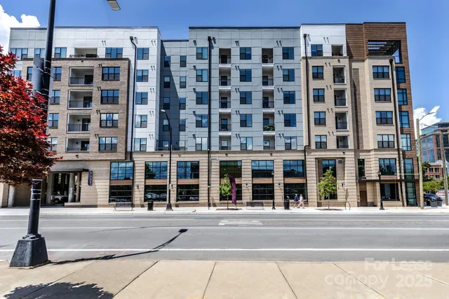 $1,500 | 101 West Morehead Street, Unit S1B, Charlotte, NC 28202