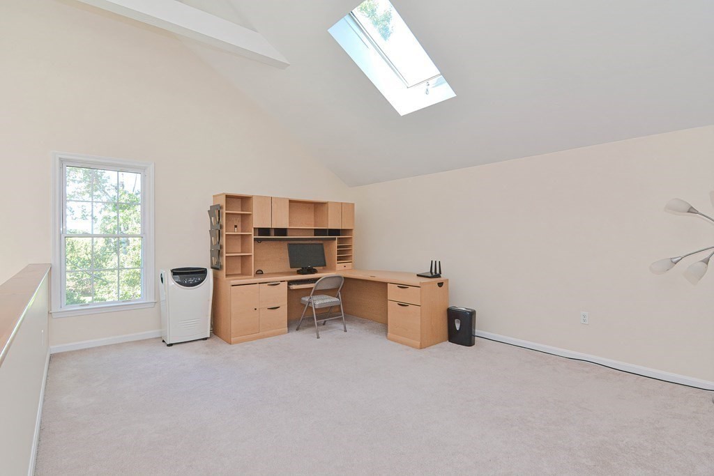 4 Valente Drive Worcester, MA 01604 - Photo 18 of 42