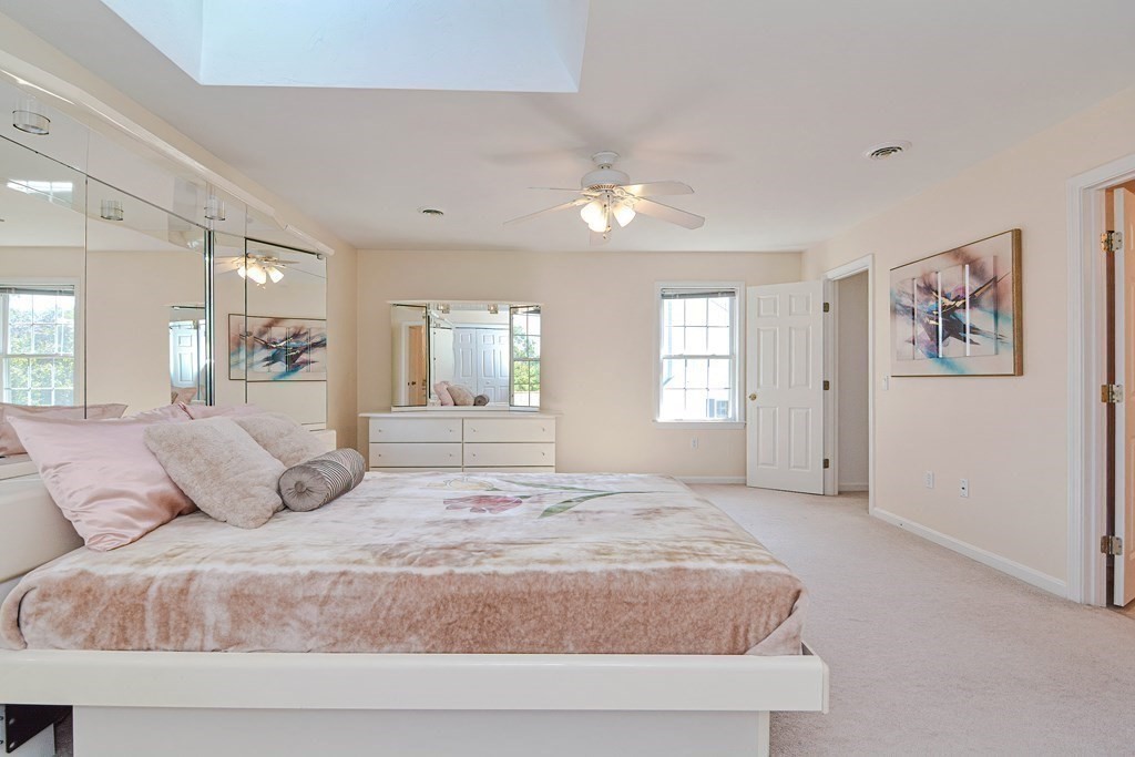 4 Valente Drive Worcester, MA 01604 - Photo 22 of 42