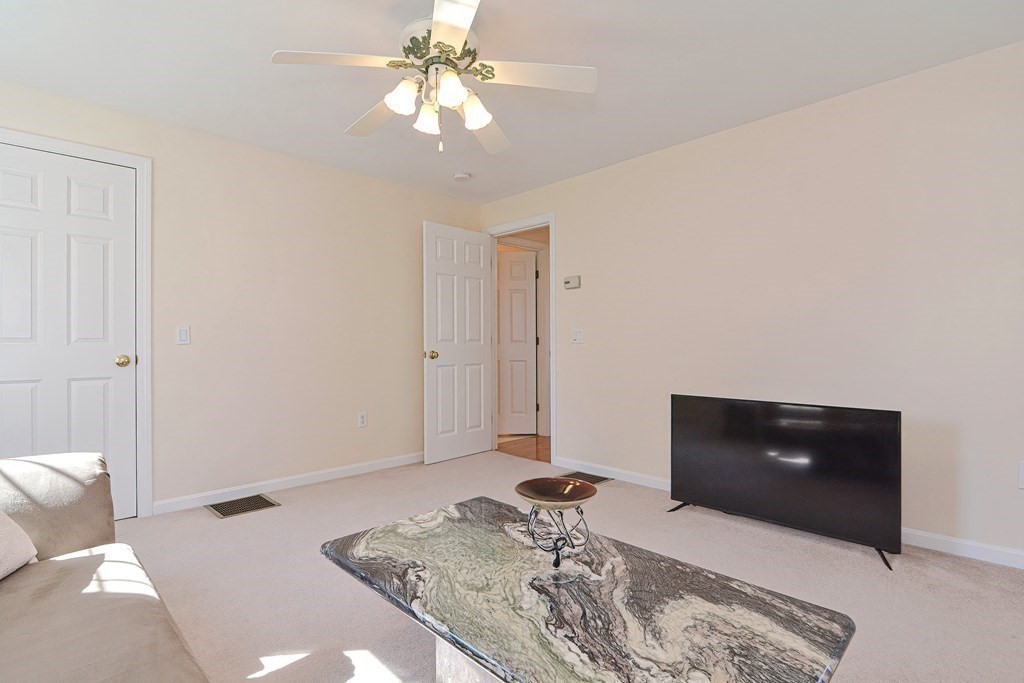 4 Valente Drive Worcester, MA 01604 - Photo 28 of 42