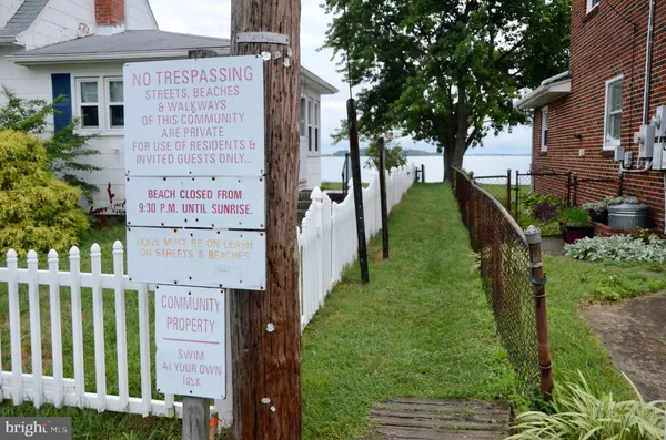 $2,500 | 1442 Rehling Drive, Edgewater, MD 21037