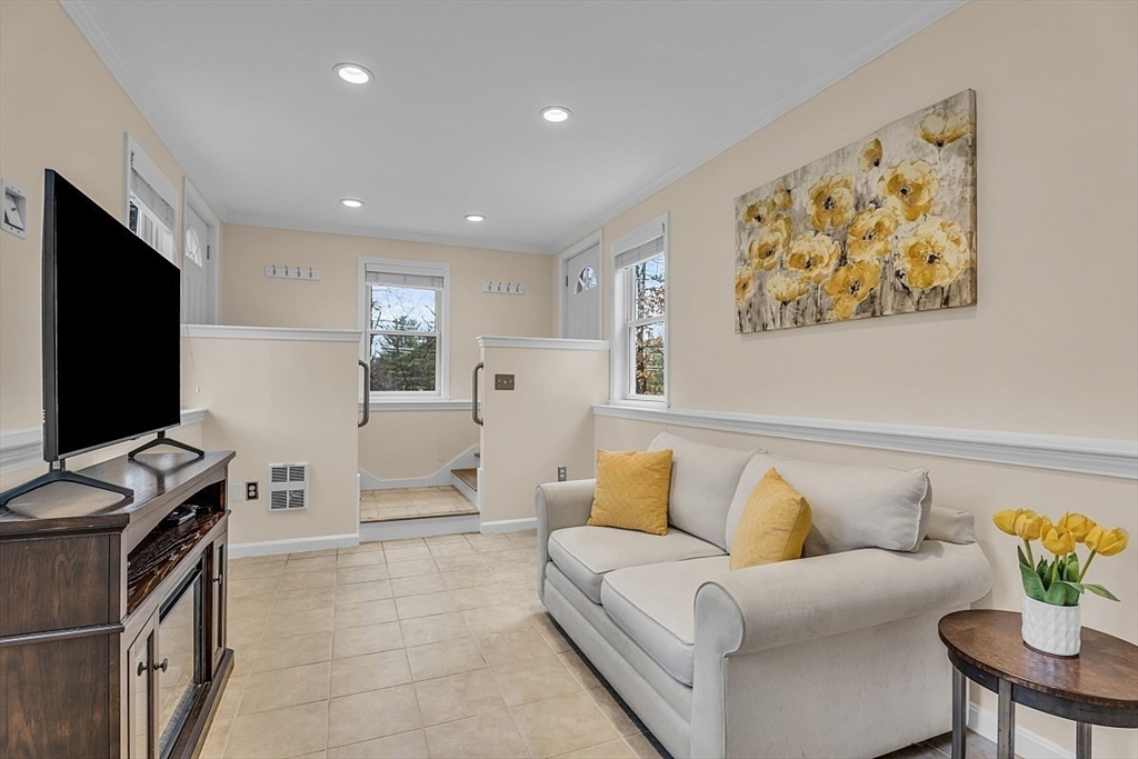 29 Upland Road Burlington, MA 01803 - Photo 32 of 42 Gallery Image 32
