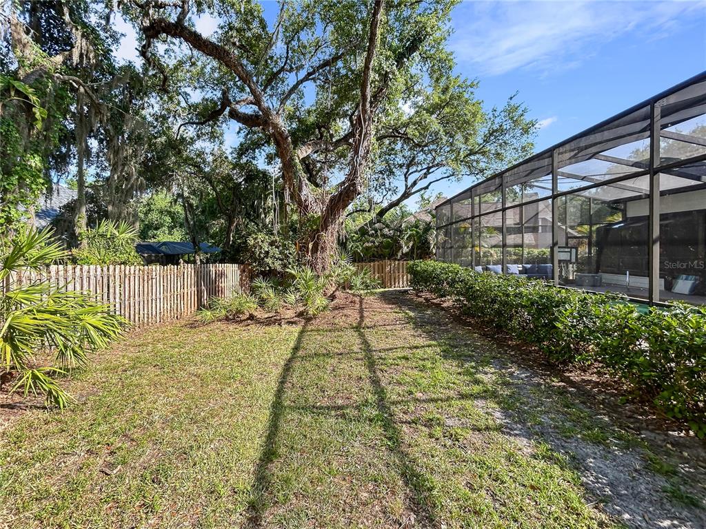 331 Cascade Circle Palm Harbor, FL 34684 - Photo 17 of 28