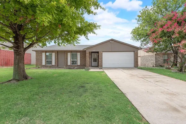 $2,800 | 5317 Rutledge Court, The Colony, TX 75056