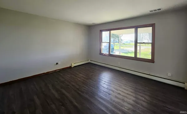 $214,900 | 5872 West 550 North, Sharpsville, IN 46068