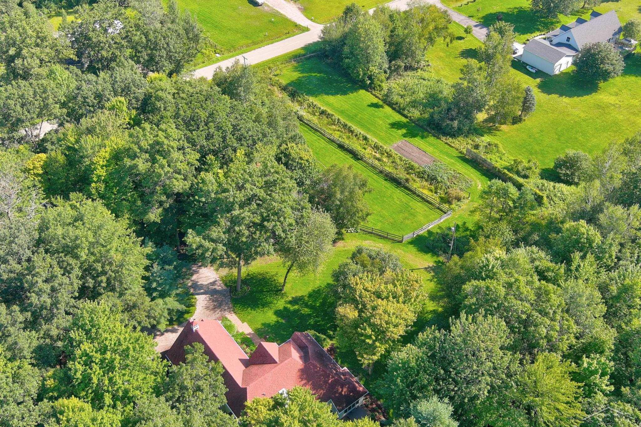 544 East Monroe Road Midland, MI 48642 - Photo 90 of 97 50119790-89.JPG