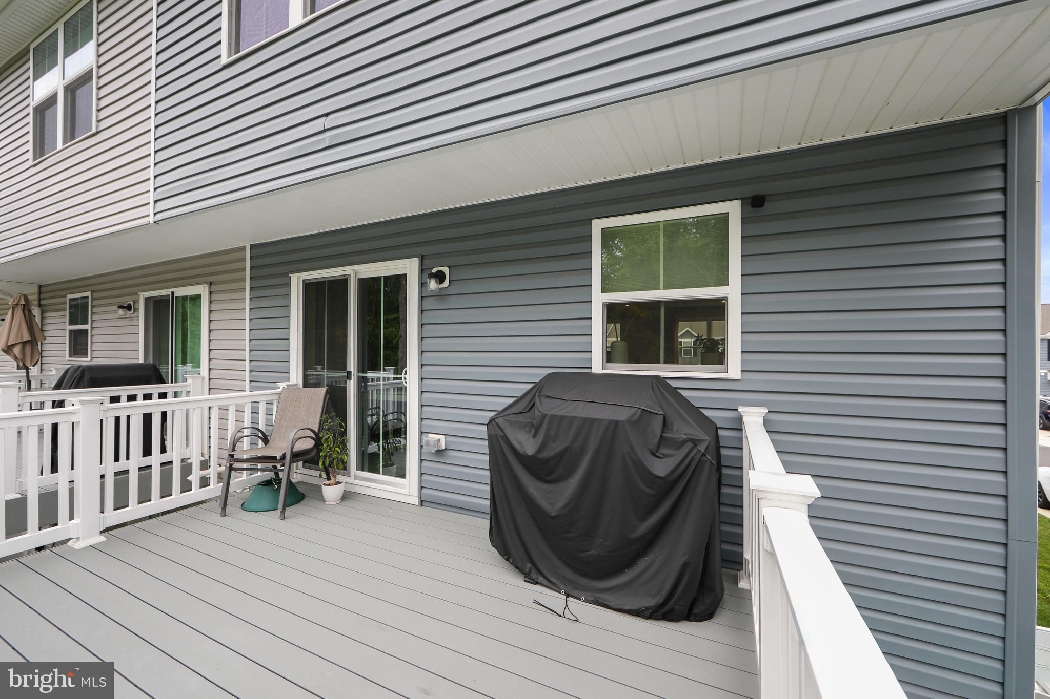 112 Rowand Way East Clementon, NJ 08021 - Photo 32 of 59 AMAZING DECK