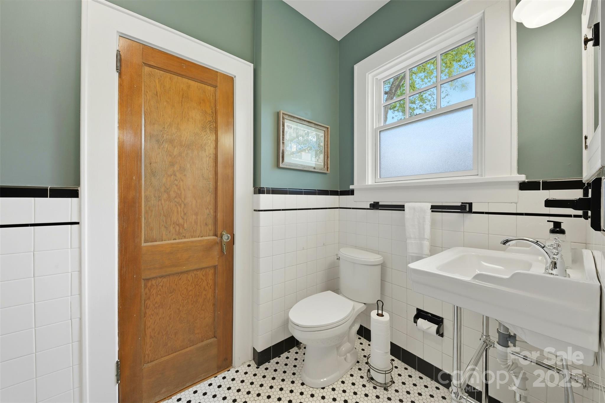 1518 Providence Road Charlotte, NC 28207 - Photo 21 of 44