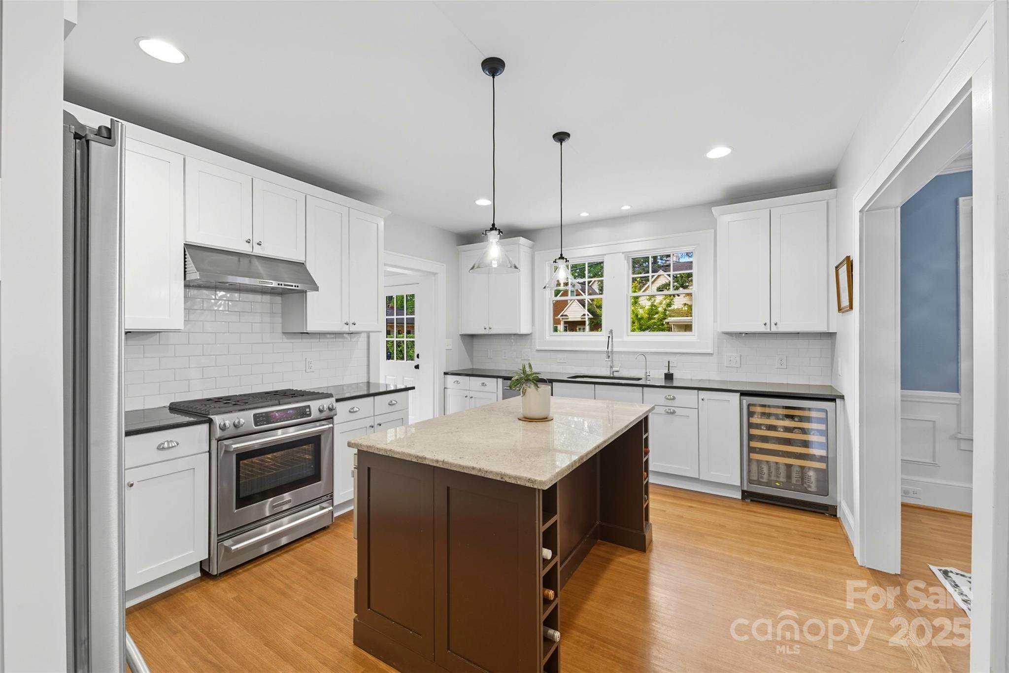 1518 Providence Road Charlotte, NC 28207 - Photo 28 of 44