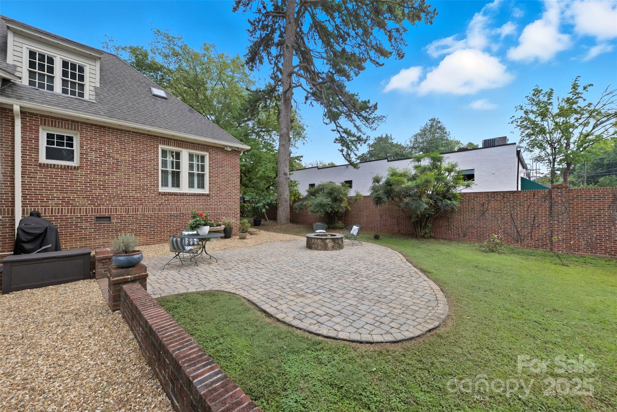 1518 Providence Road Charlotte, NC 28207 - Photo 40 of 44