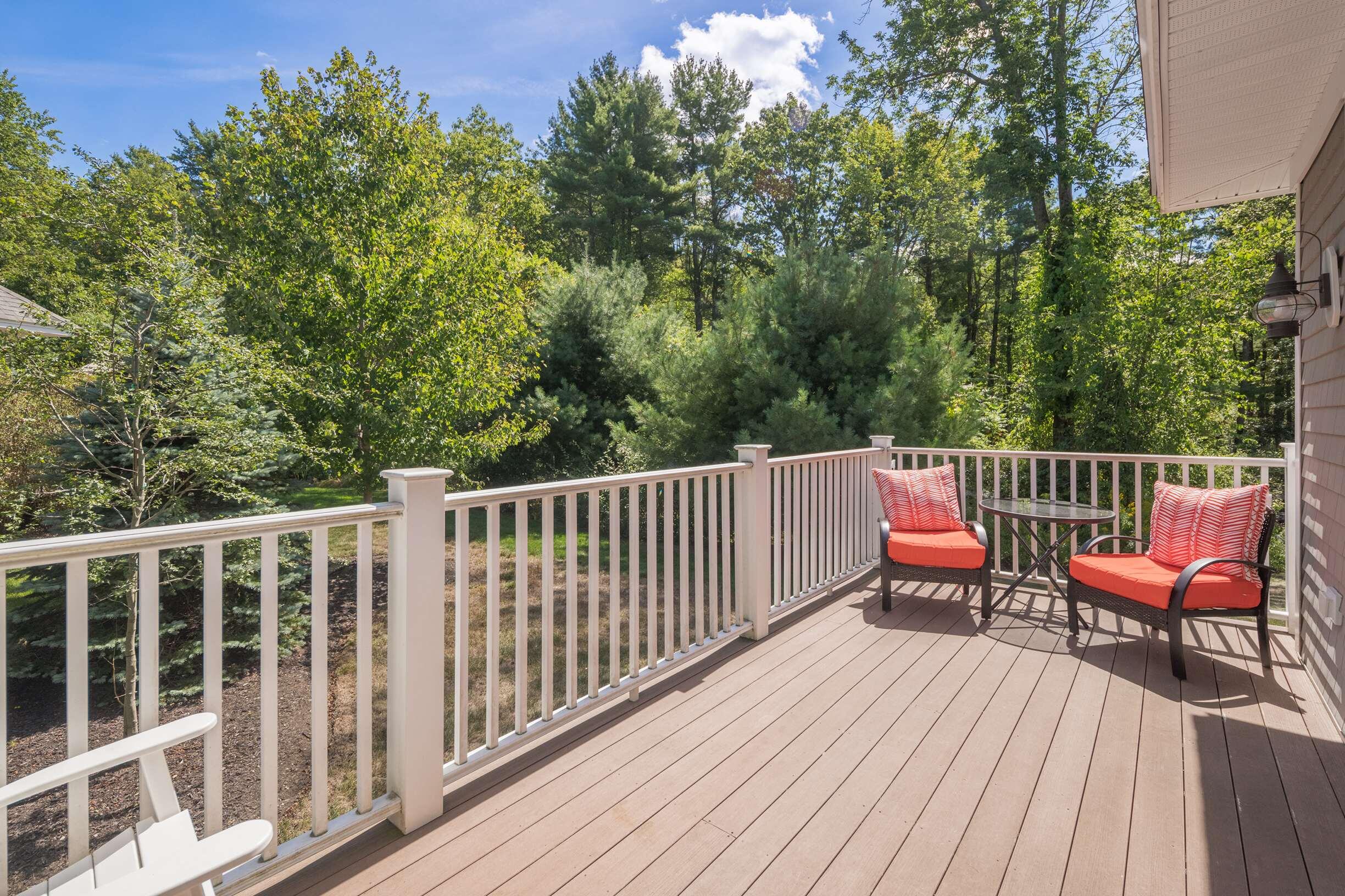 100 Shepard's Cove Road, Unit B2 Kittery, ME 03904 - Photo 5 of 34 Deck