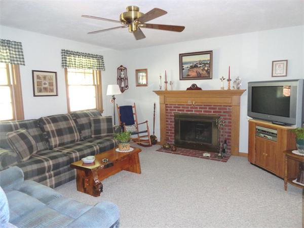 47 Saddle Hill Road Hopkinton, MA 01748 - Photo 7 of 29 Gallery Image 7