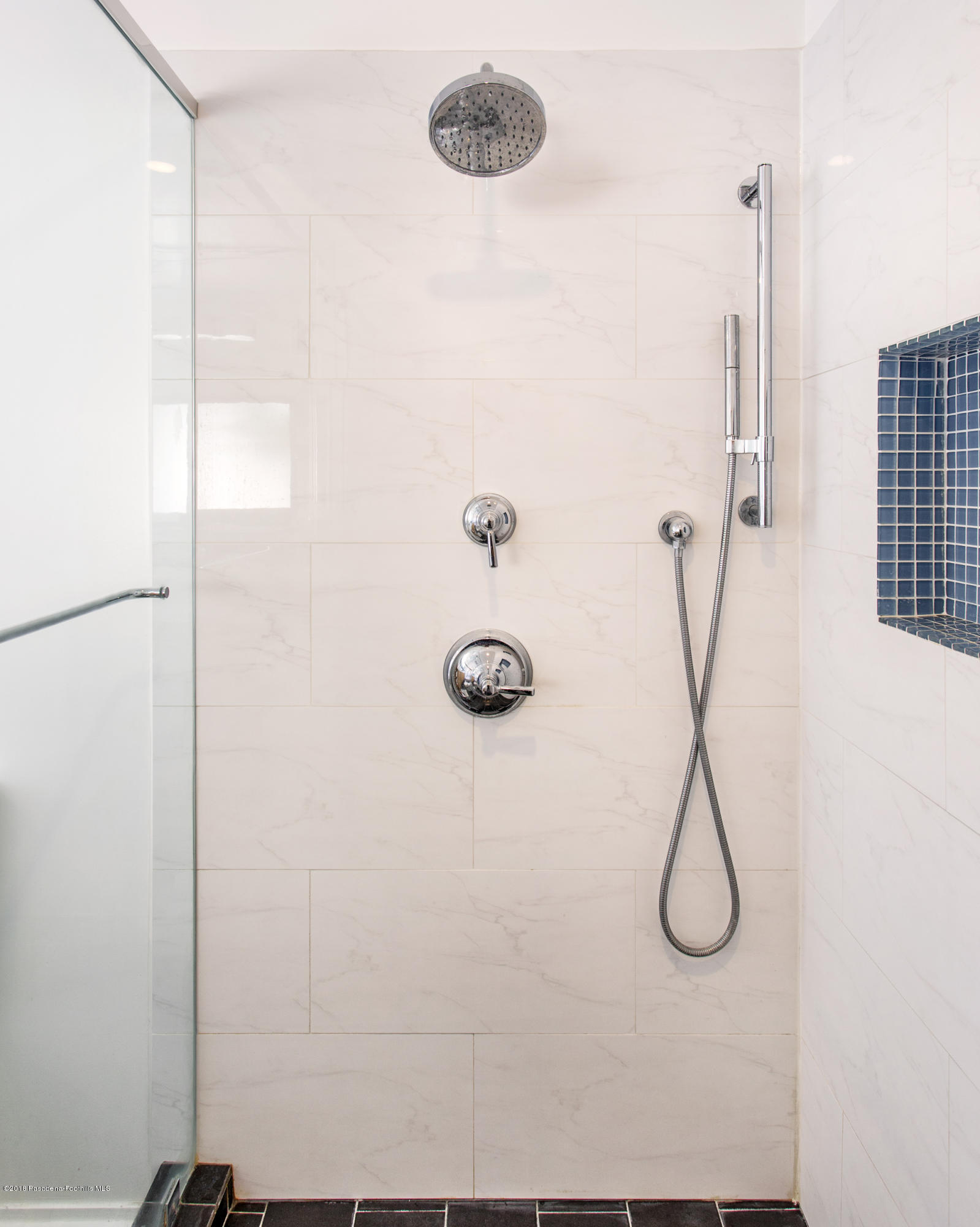 3610 Hampton Road Pasadena, CA 91107 - Photo 11 of 27 a bathroom with a shower