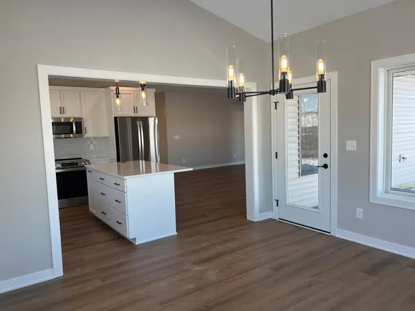 $549,900 | 2306 Elk Run Dr Pine Island Southeast, Pine Island, MN 55963