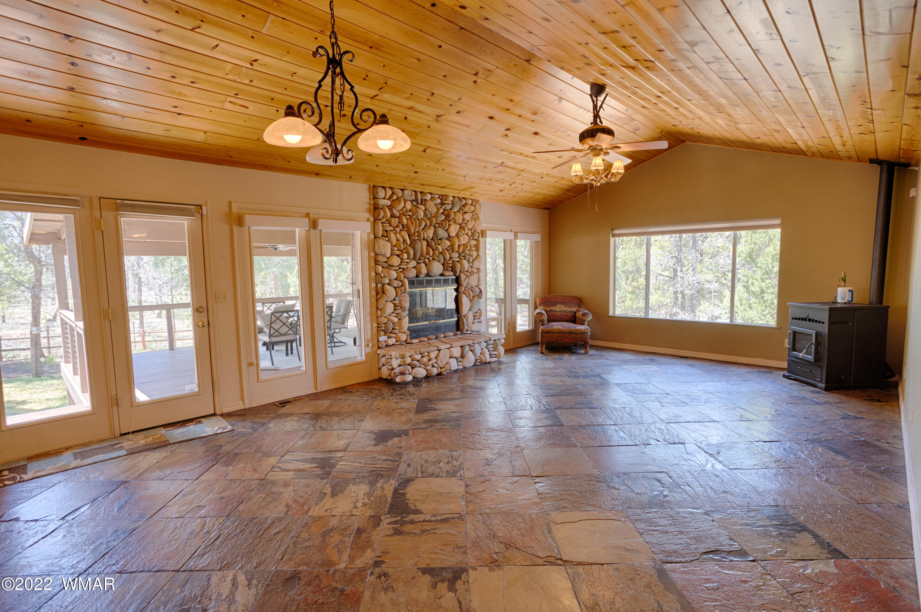 1331 East Rim Road Pinetop, AZ 85935 - Photo 11 of 23 Gallery Image 11