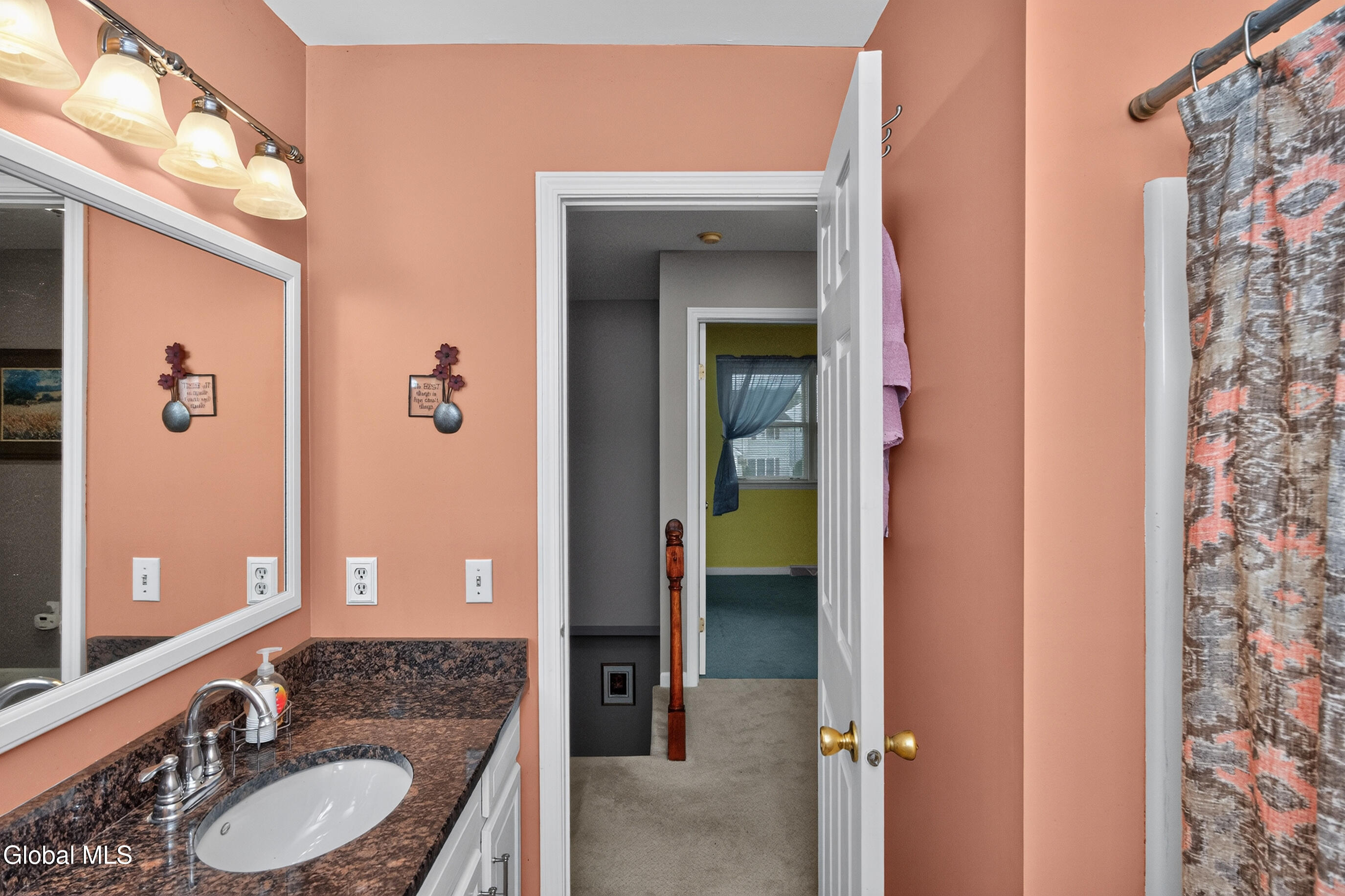 44 Mallard Road Bethlehem, NY 12077 - Photo 77 of 90 085-44-Mallard-Rd-Glenmont-NY-12077