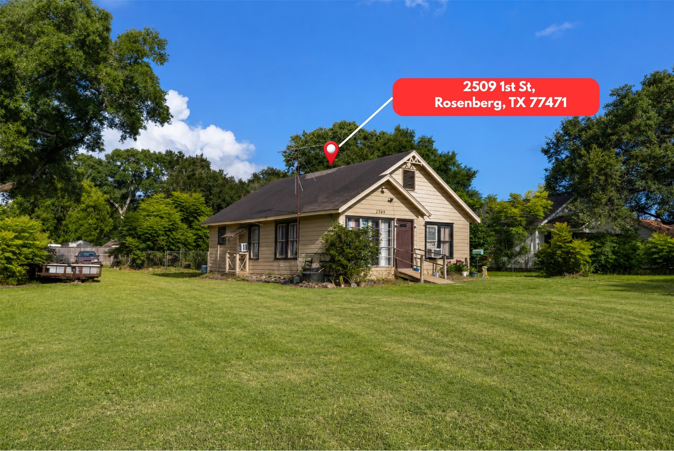2509 1st Street Rosenberg, TX 77471 - Photo 1 of 11