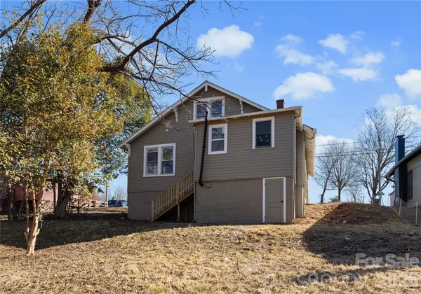 $274,990 | 234 South Ervin Avenue, Newton, NC 28658