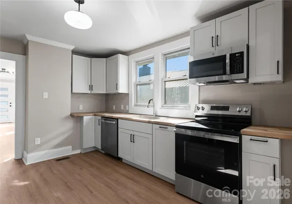 $274,990 | 234 South Ervin Avenue, Newton, NC 28658