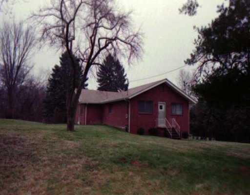 402 Francis Road Plum, PA 15239 - Photo 1 of 1