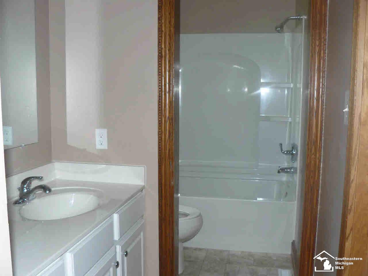 6267 Colf Road Carleton, MI 48117 - Photo 18 of 28